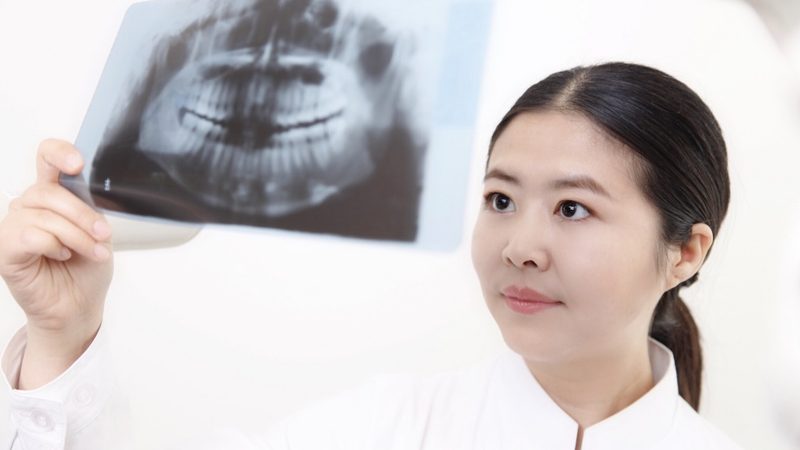 儿童牙齿矫正，价格几何？揭秘影响费用的关键因素**