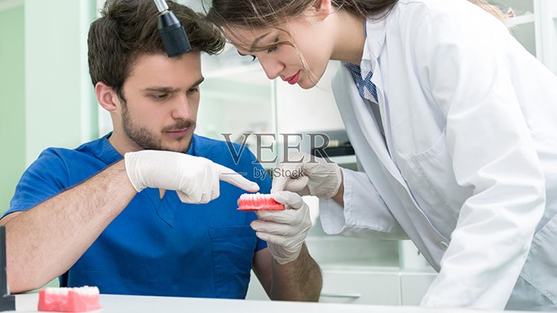 补牙材料如何选择？揭秘不同材料的优缺点**